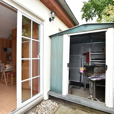Cozy Holiday With Fenced Garden Near Sea In * Pepelow